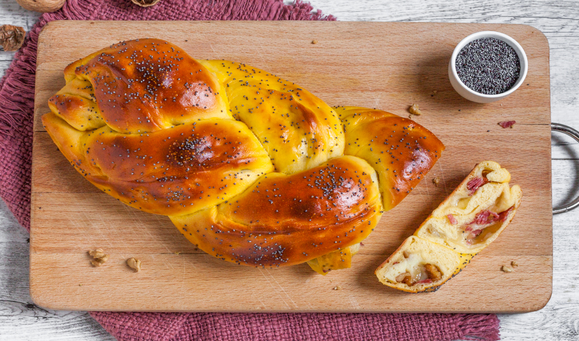 Rezept: Herzhafter Hefezopf mit Füllung | Südtiroler Milch